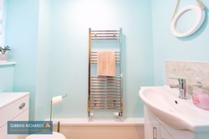 WC- click for photo gallery